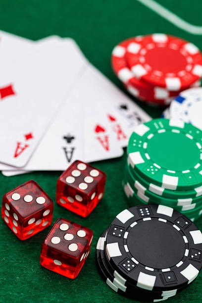 agen168 French Roulette live-dealer studio showing wheel and betting layout
